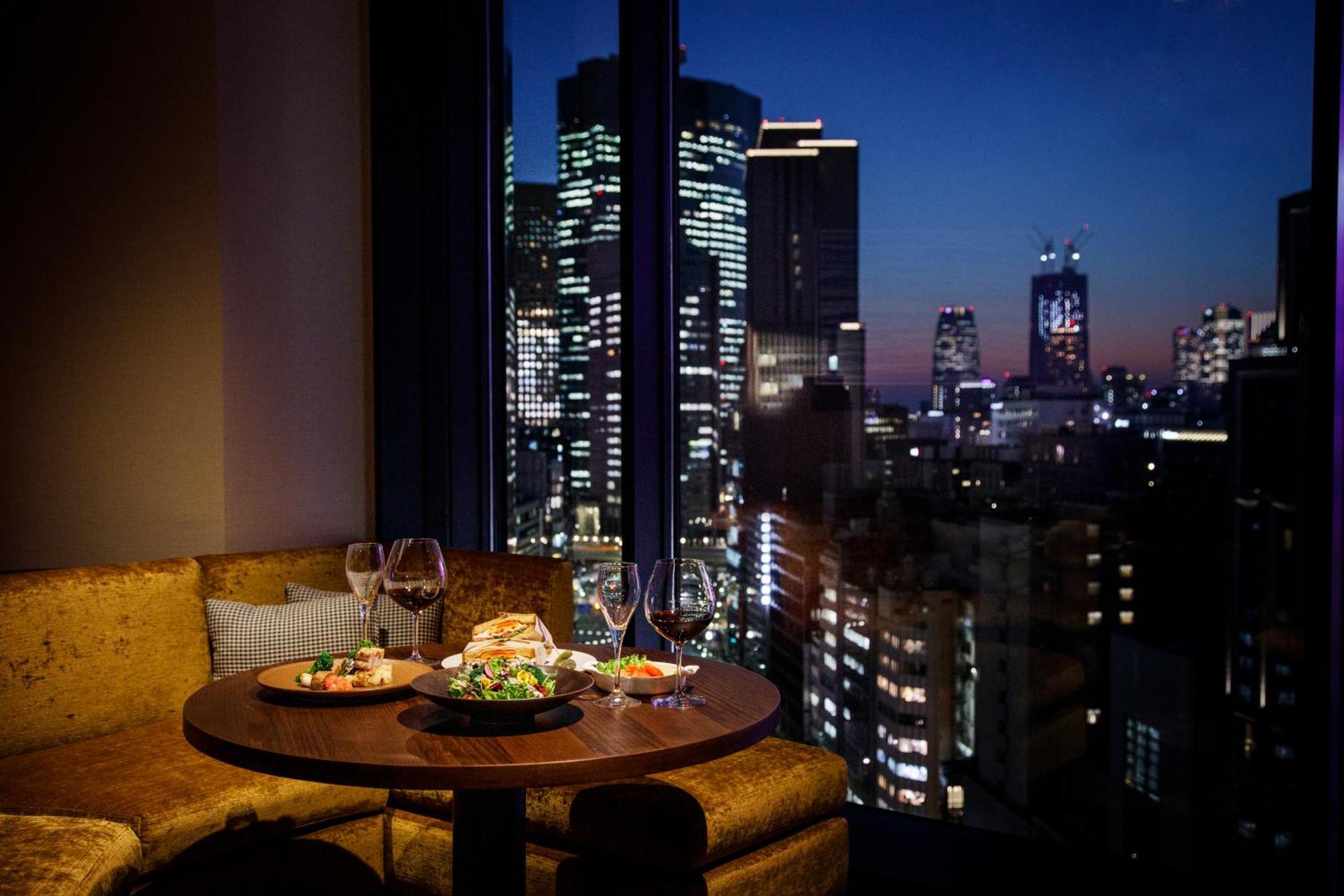 โรงแรม Grandbach Ginza 4*